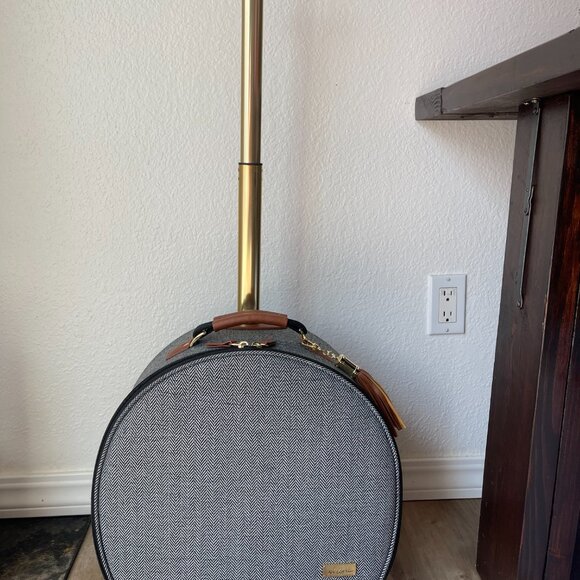 Iris Apfel Rara Avis Tote Travel Luggage 8 Pc Set Bags - Picture 9 of 13